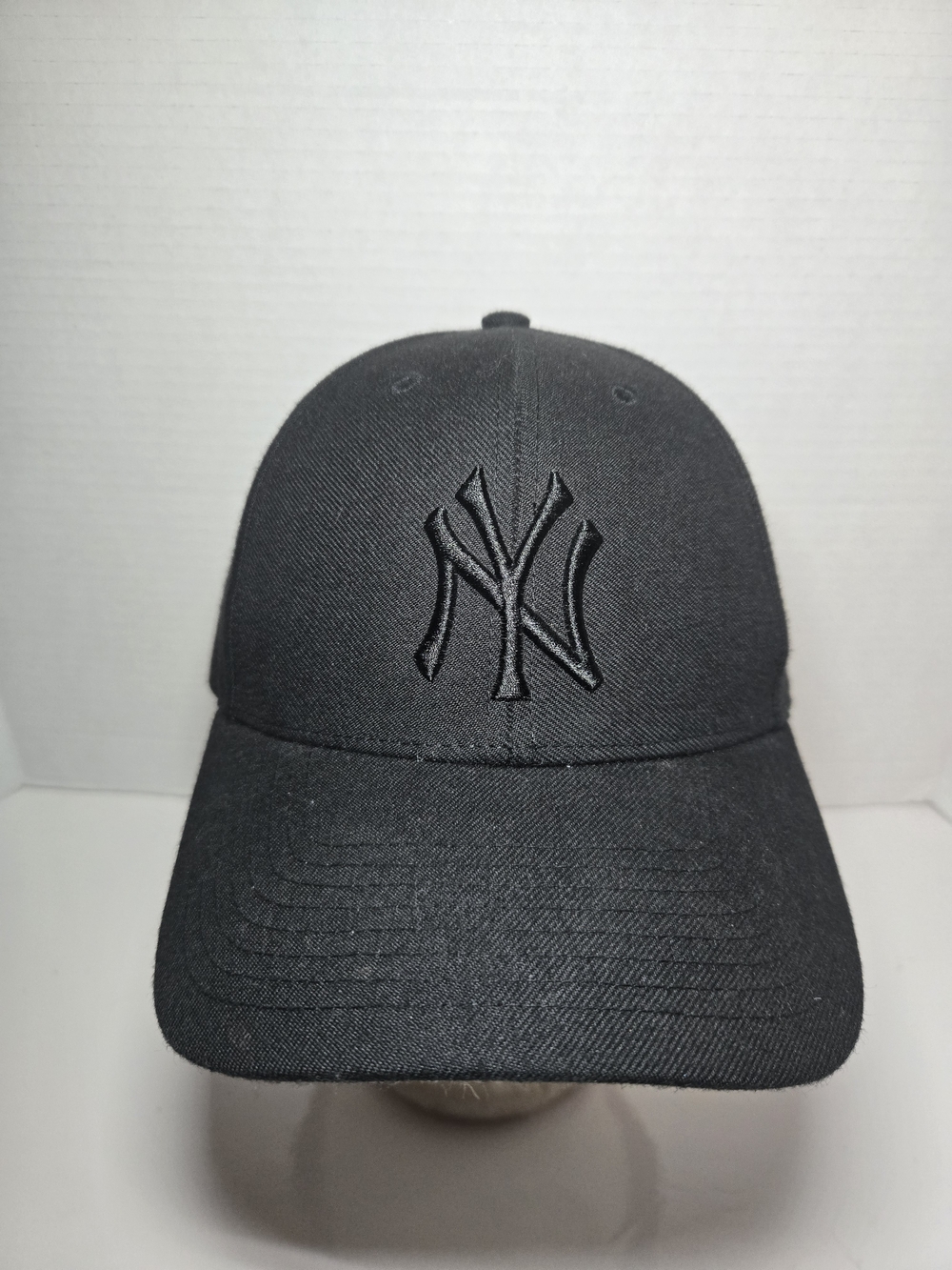 47 Brand Black Embroidered NY Yankees Baseball Cap